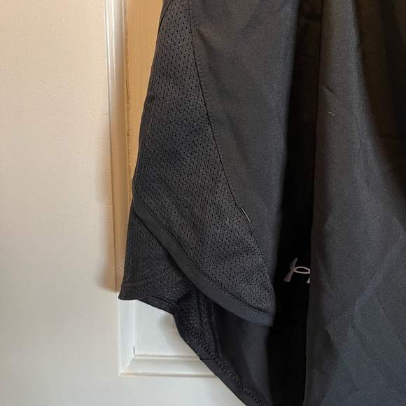 NWT Under Armour Running Shorts - Picture 2 of 4